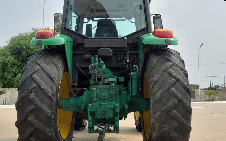 Tractor 4WD